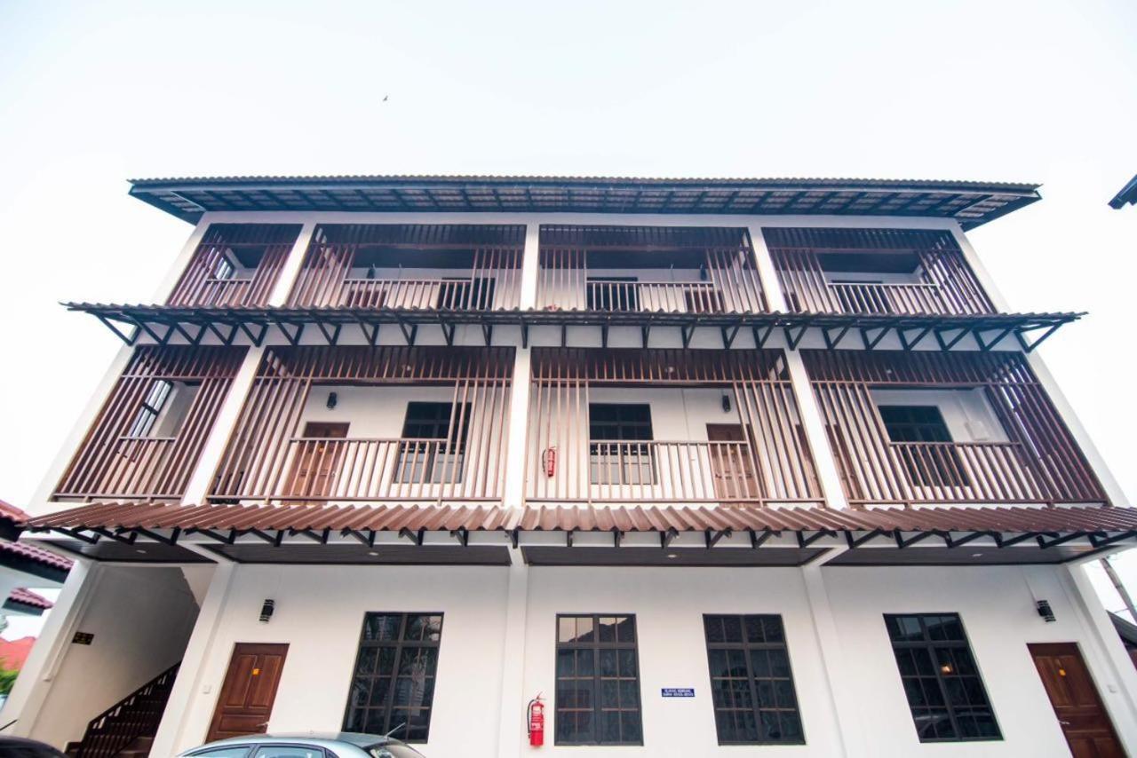 Wan Danisha Villa Inn Kota Bharu Exterior photo